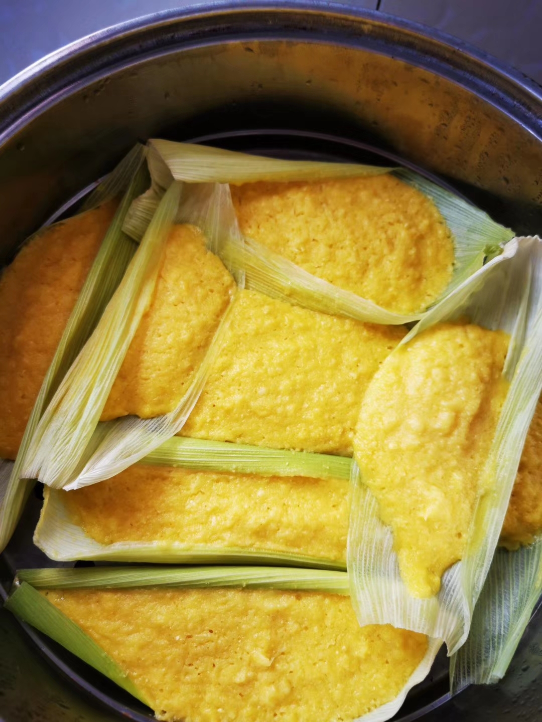 玉米粑粑，软糯香甜的做法