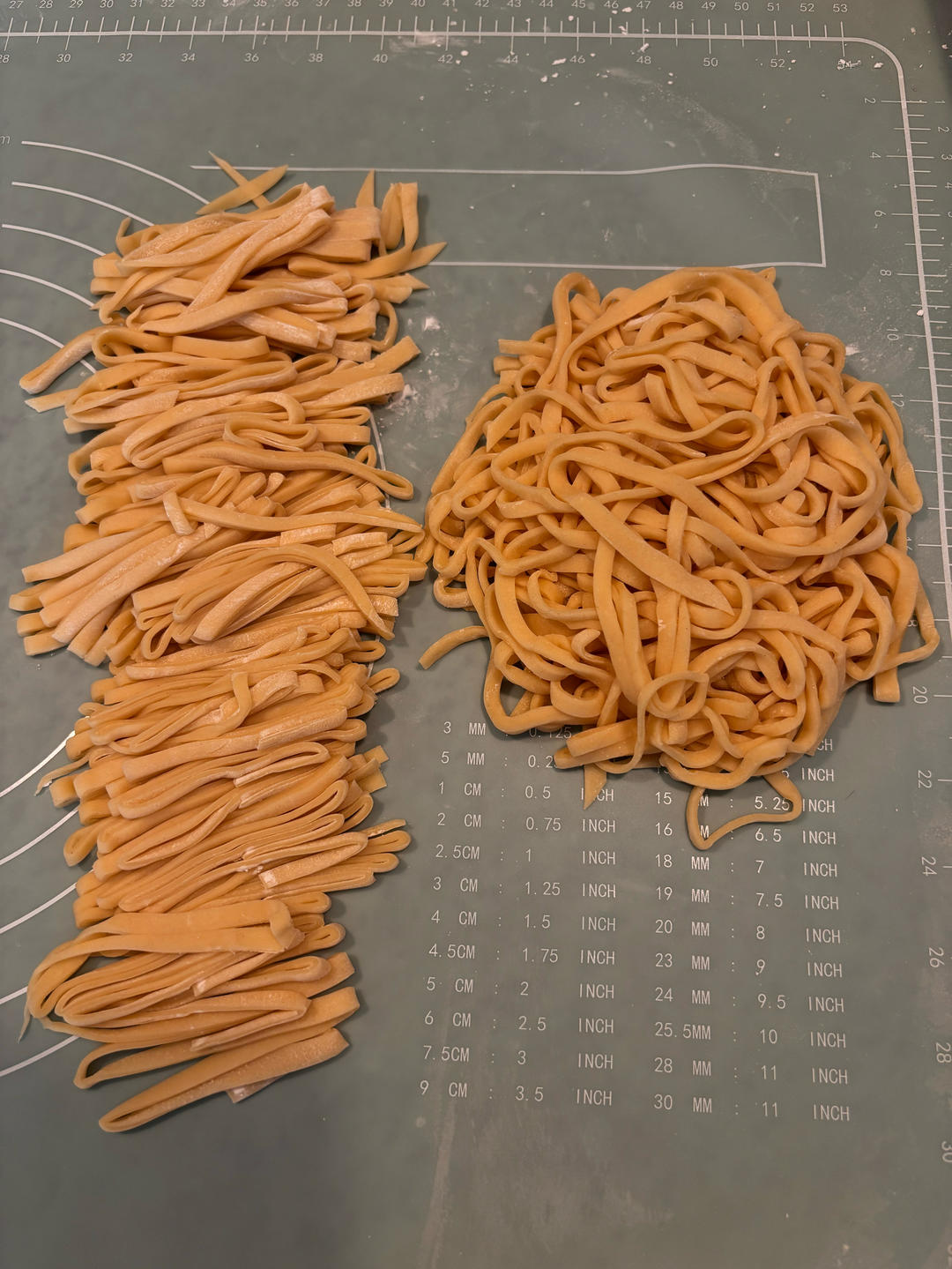 鸡蛋手擀面