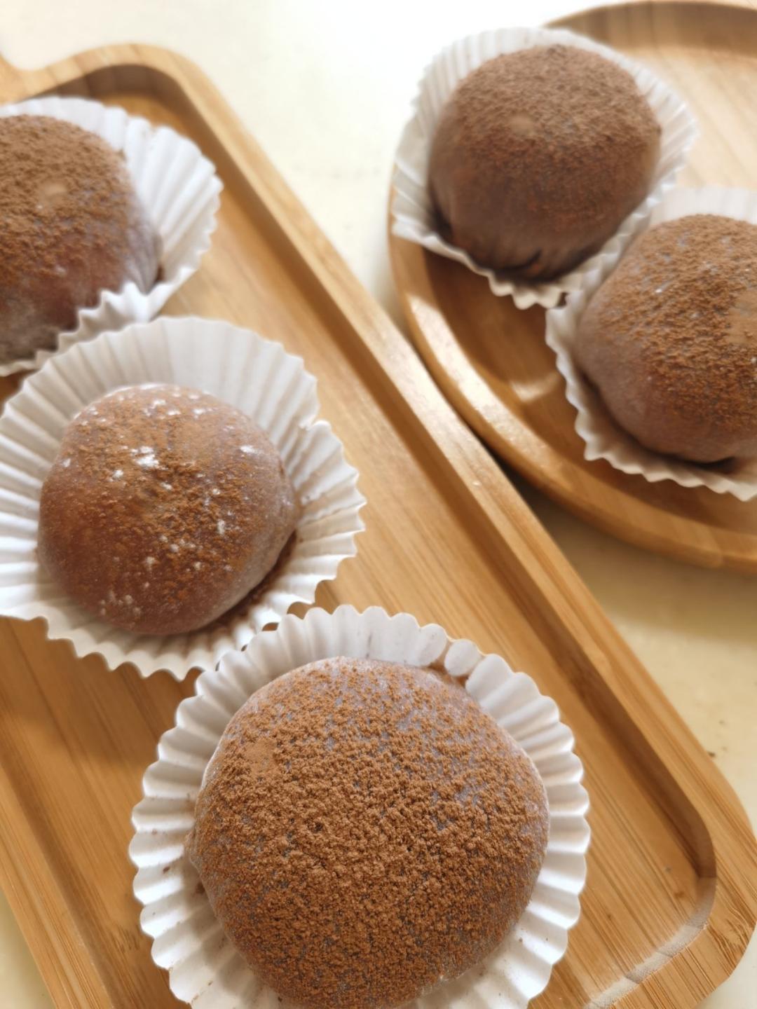 秒杀雪媚娘，超好吃的可可奶冻冰皮月亮蛋糕