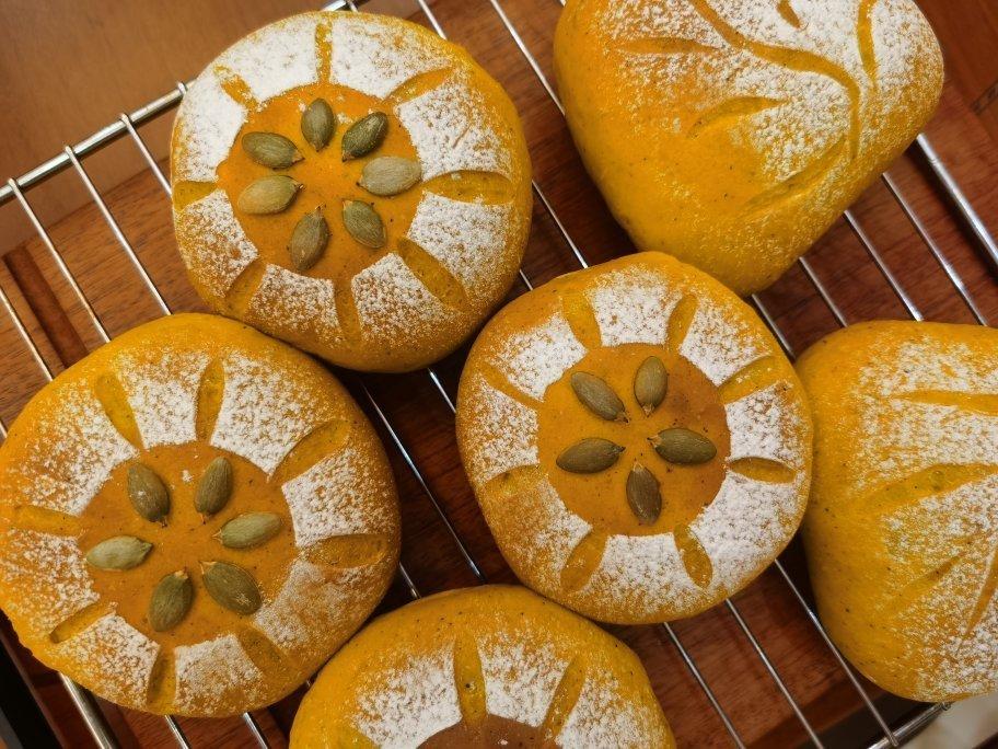 南瓜🎃奶酥面包