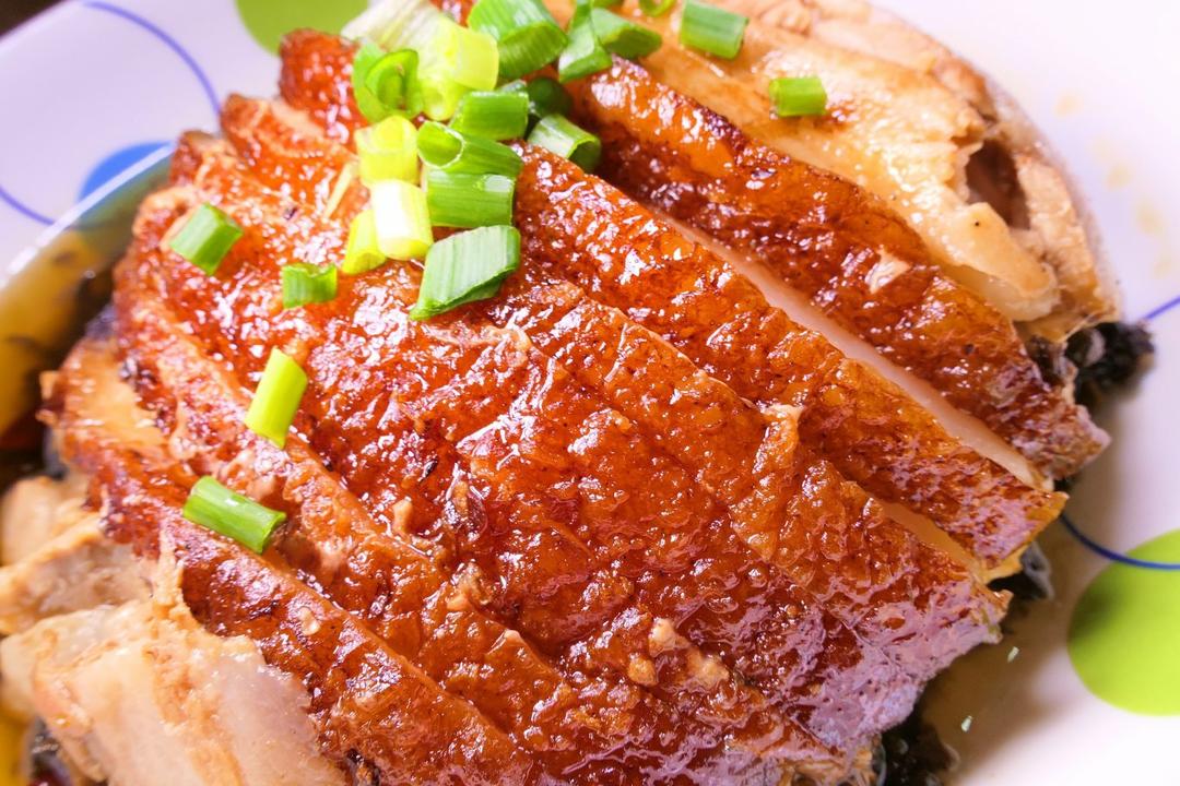 厨师长教你：“咸烧白”的正宗做法，一看就有食欲