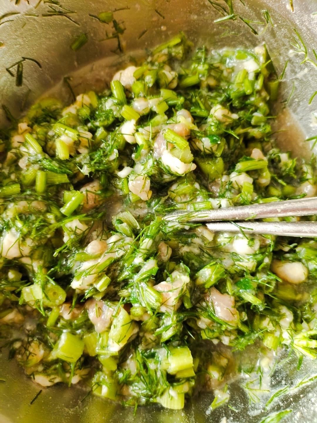 快手茴香肉馅包饺子