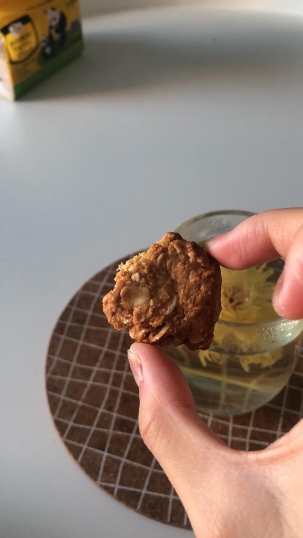 健康椰子油黑糖燕麦高纤饼干【轻卡小食】