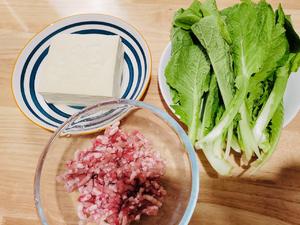 “营养丰富，味鲜而醇”－白菜丸子汤的做法 步骤1