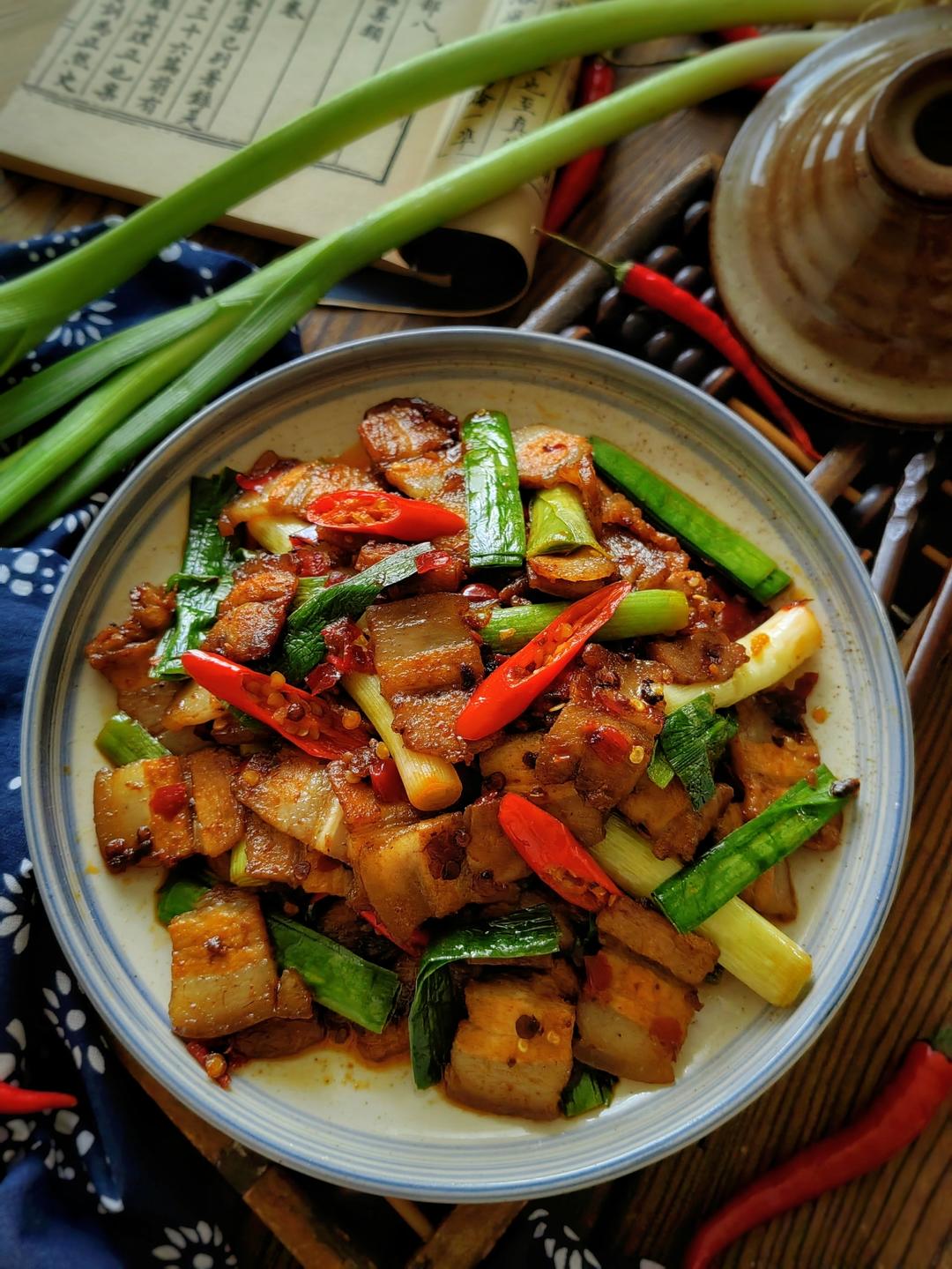 回锅肉—一盘菜配两碗饭的家常菜顶流