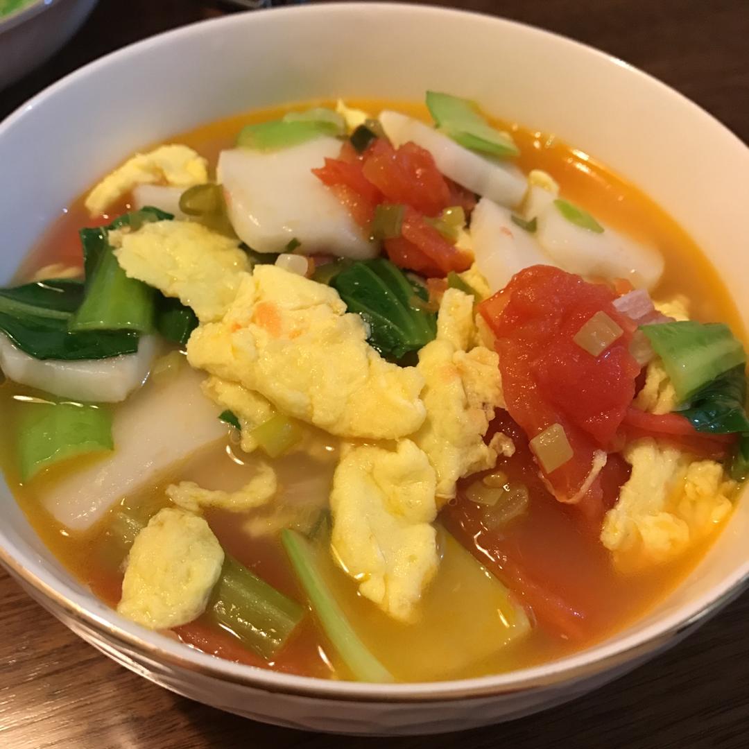 y做的番茄鸡蛋汤年糕