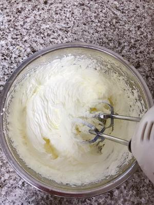 奶油小蛋糕（家庭儿童版）的做法 步骤3