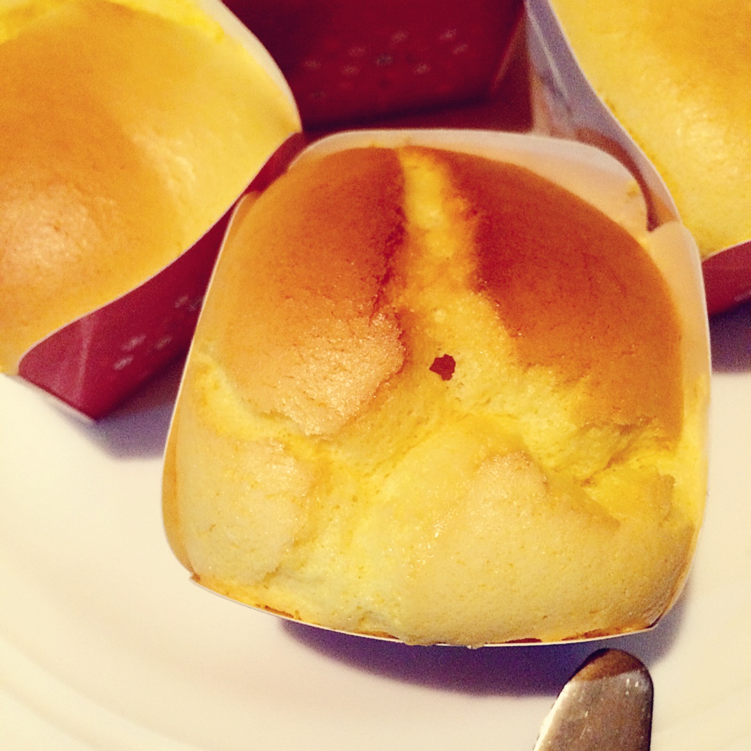 芒果流心杯蛋糕