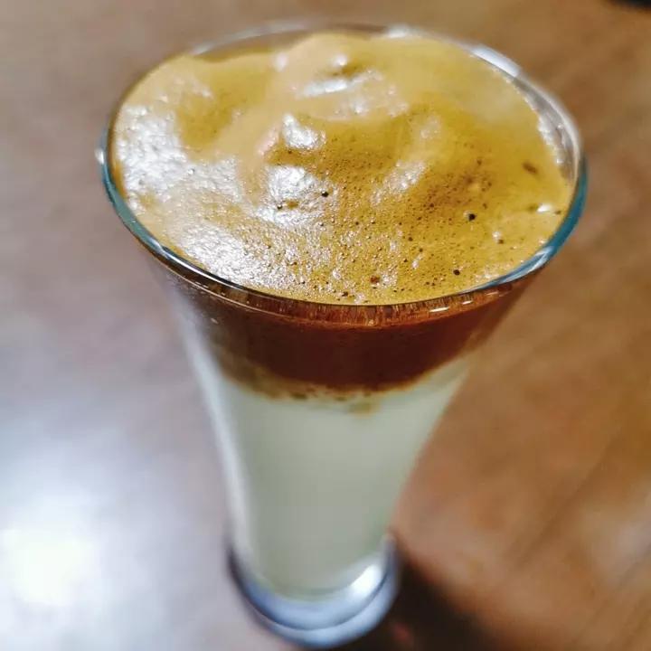 最近超火的泡沫咖啡奶盖☕️又名“4000次咖啡”