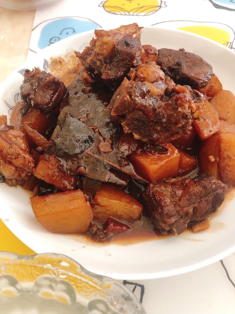 土豆炖排骨