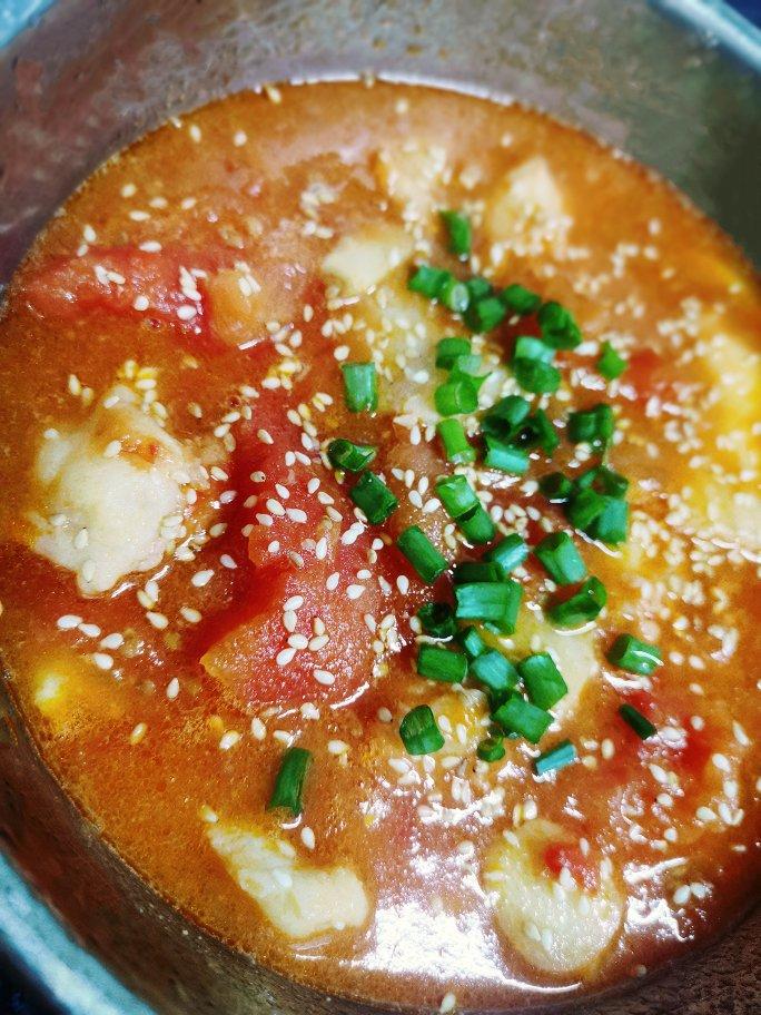 番茄鱼巴沙鱼（也可以用番茄龙利鱼），番茄酱汁超浓郁，营养又下饭！