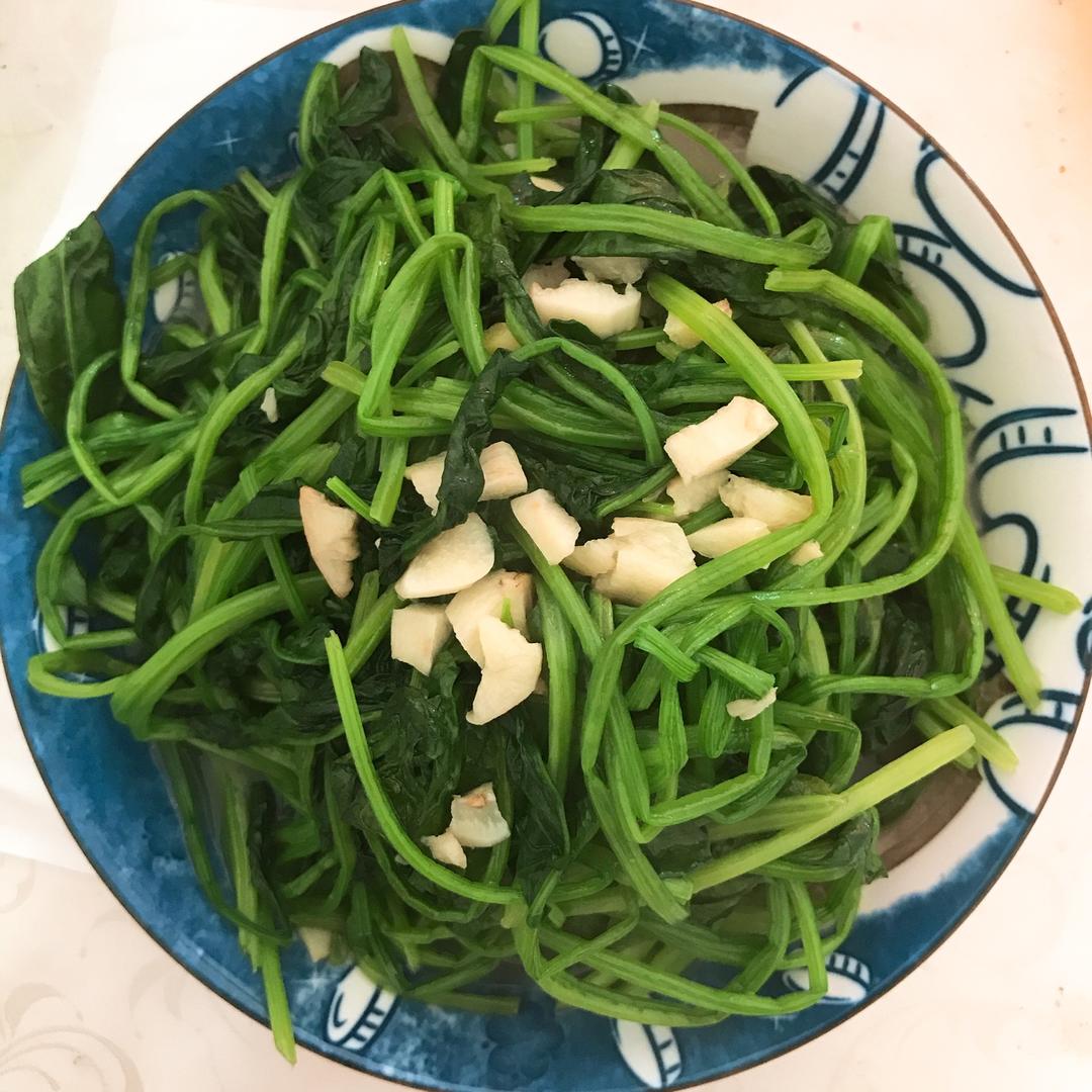 清炒菠菜