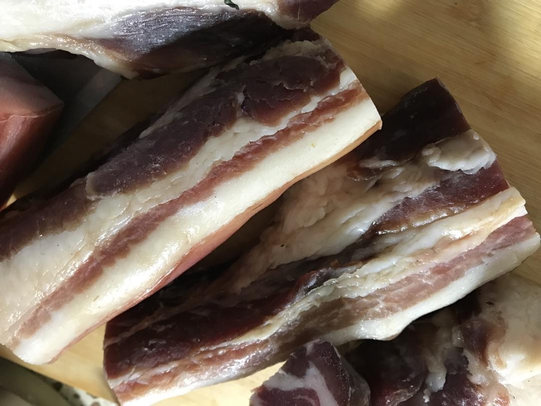 家常自制烟熏腊肉