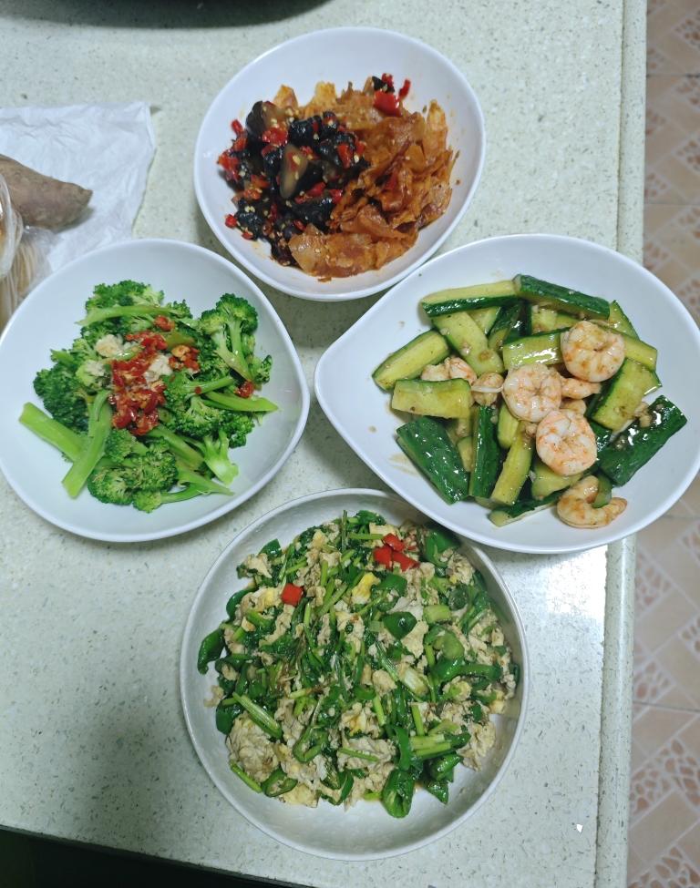 独食快手菜——青瓜炒虾仁