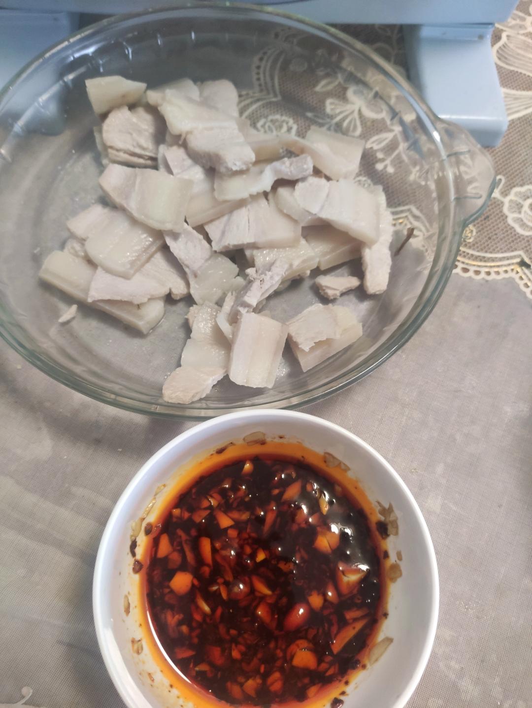蒜泥白肉（川菜经典，简单易做）