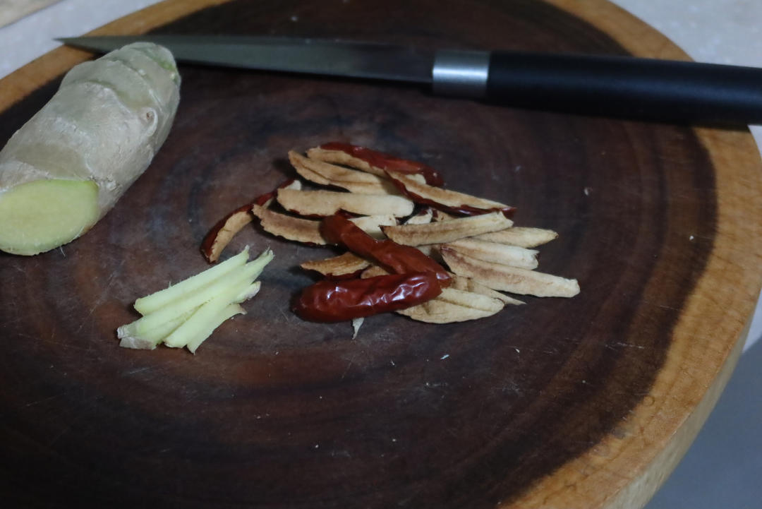 荠菜豆腐羹【4月北鼎养生壶食谱】