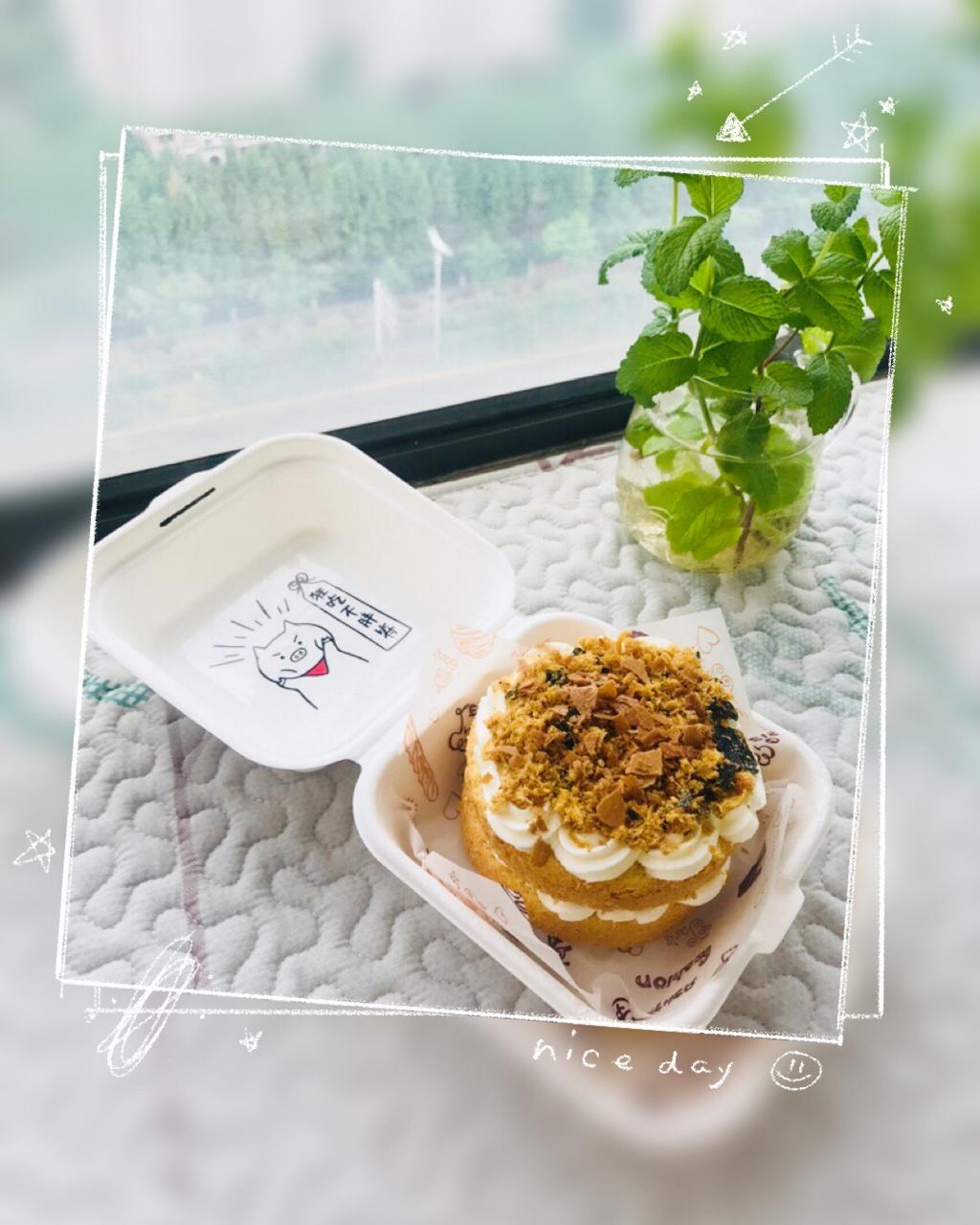 奶油水果装饰蛋糕