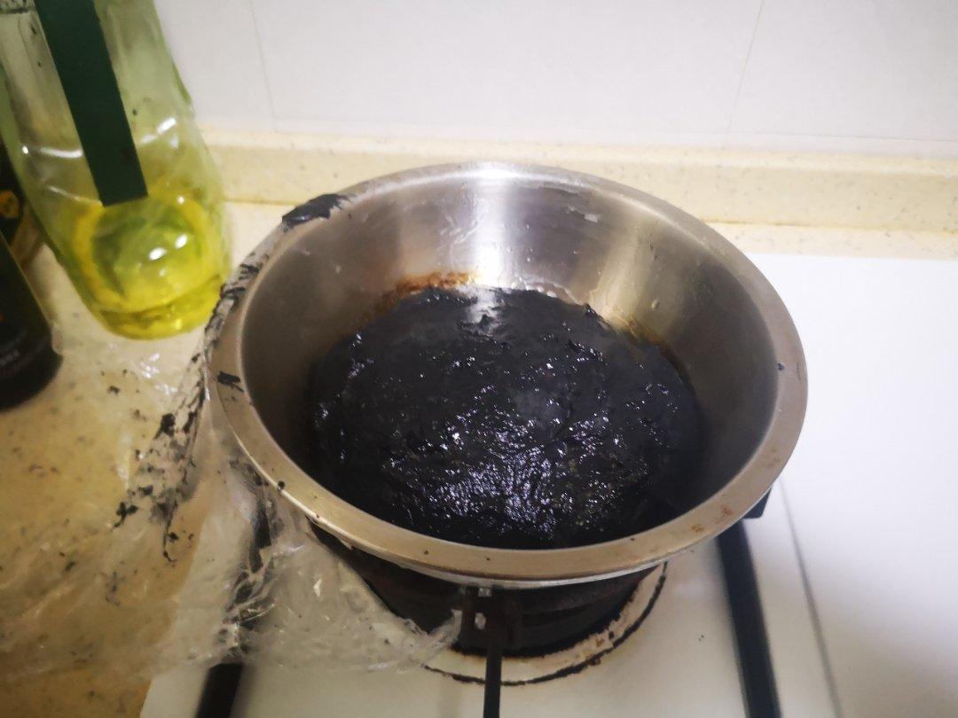 竹炭奥尔良鸡腿汉堡