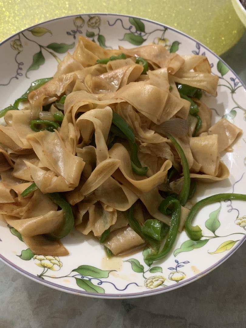 青椒炒豆皮