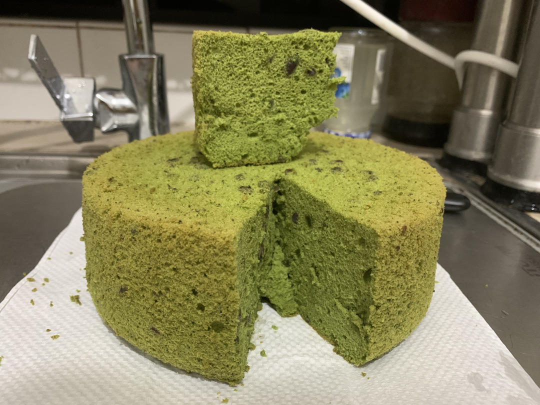 超高颜值的抹茶戚风蛋糕