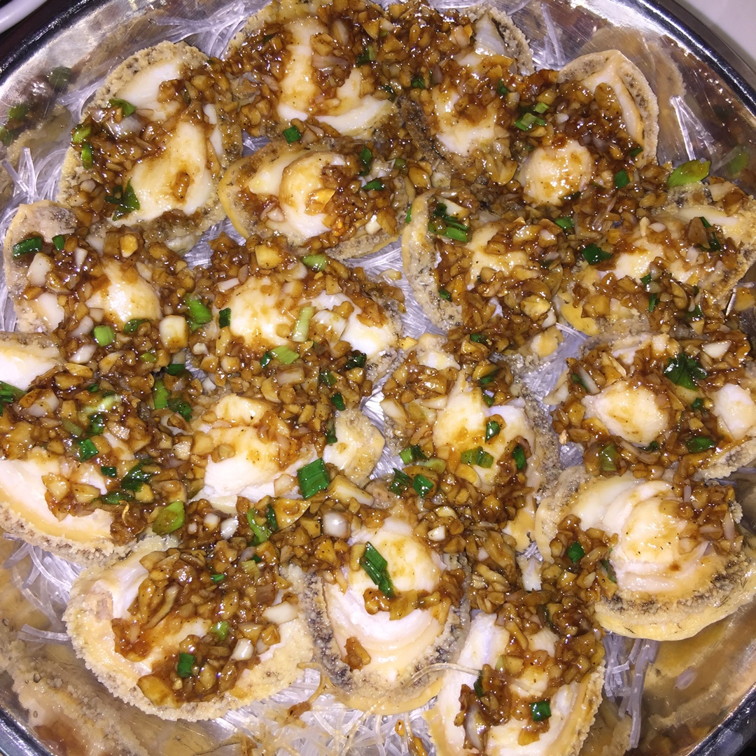 蒜蓉粉丝蒸鲍鱼