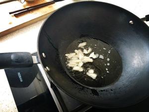胡萝卜炒金针菇（简单的美味）的做法 步骤6