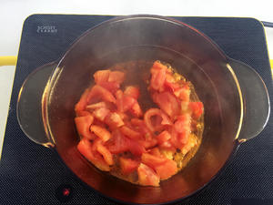 宝宝辅食：西红柿蘑菇疙瘩汤—酸甜开胃，热乎乎喝下一大碗！8M+的做法 步骤7
