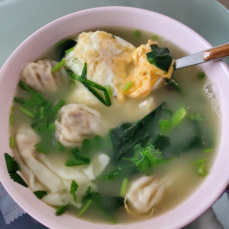 菠菜煎蛋汤的做法