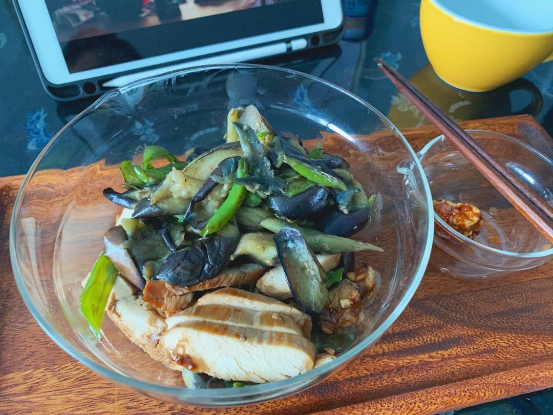 【照烧鸡腿饭】