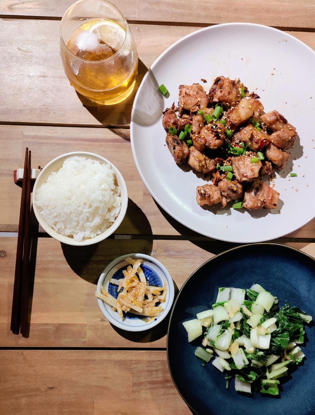 完美复刻中餐厅38块钱一份的椒盐排骨，骨香肉烂，好吃到吮手指