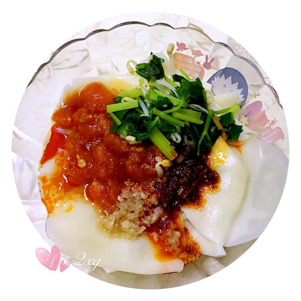 凉拌饺子皮（剩饺子皮的再利用）