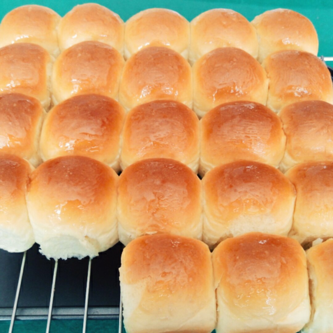 【蜂蜜奶香小排包图片】面包小新_下厨房