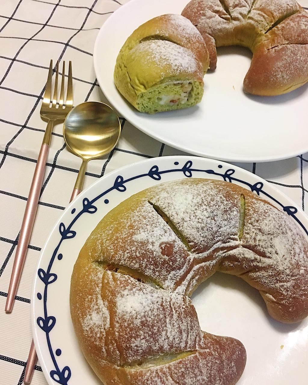 比原麦山丘还好吃的【抹茶麻薯古早味面包】肉松红豆沙