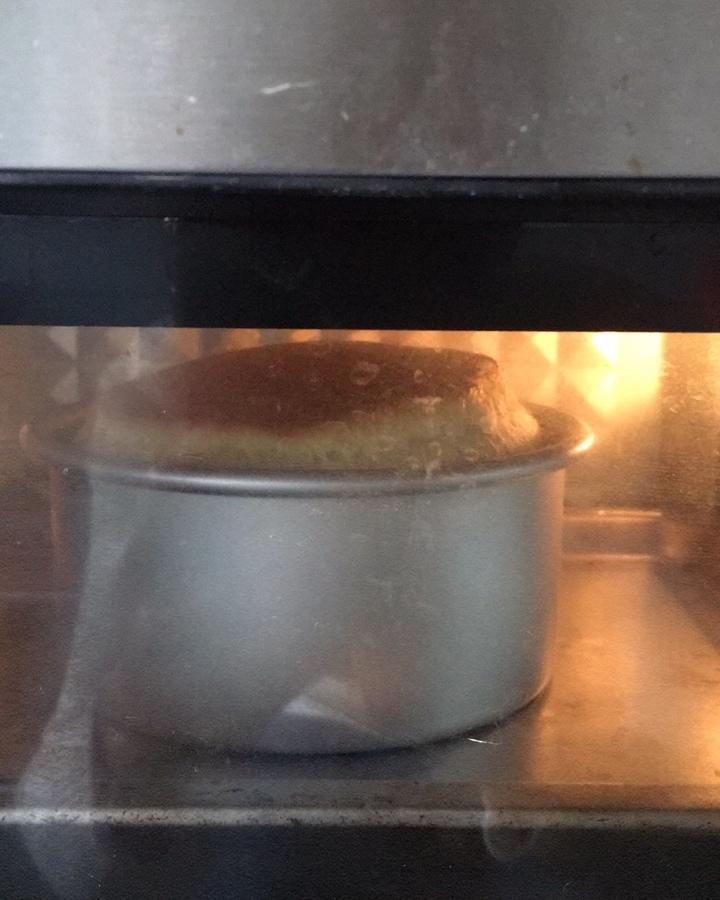 咸香戚风经典——黄金葱香肉松戚风