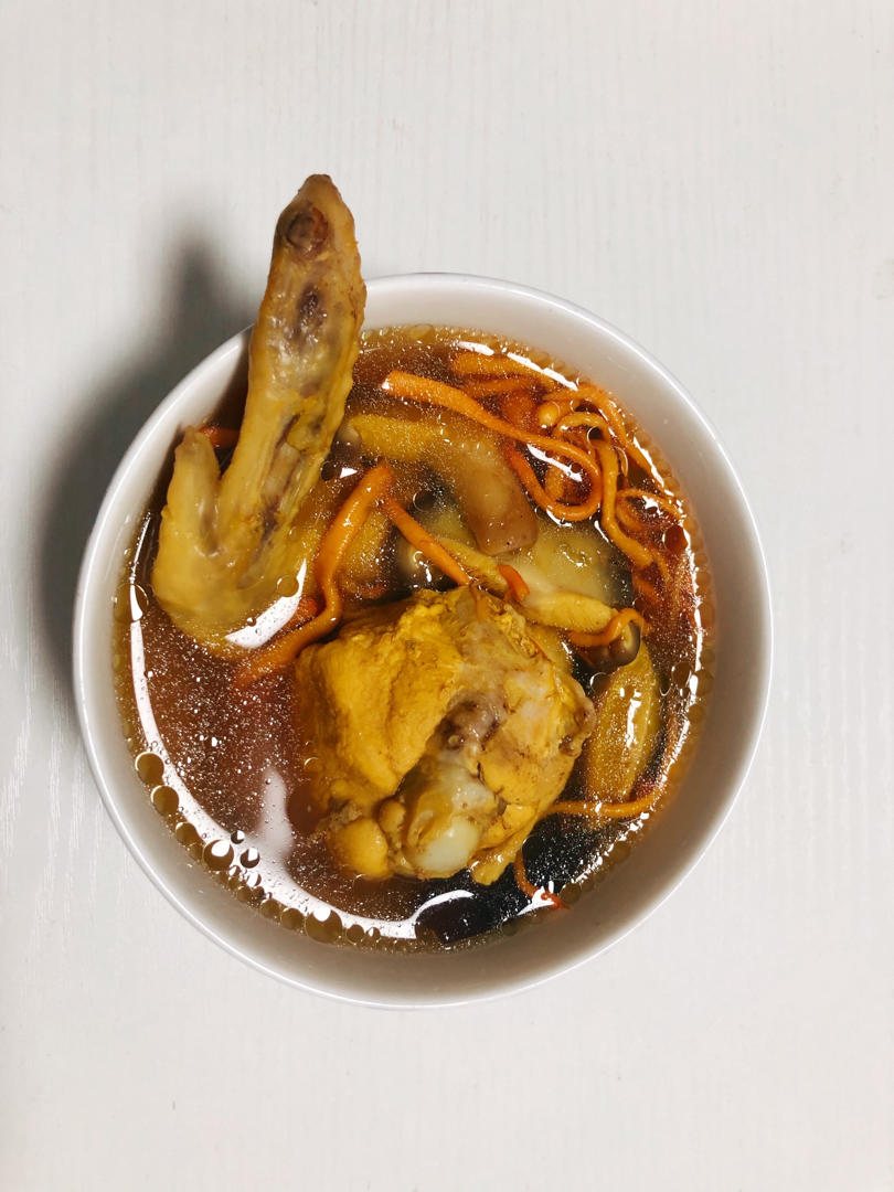 香菇炖鸡汤