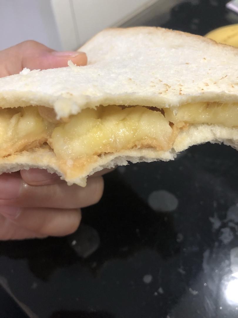 香蕉泥花生酱三明治（我的食欲稳定器）| 健康·三餐