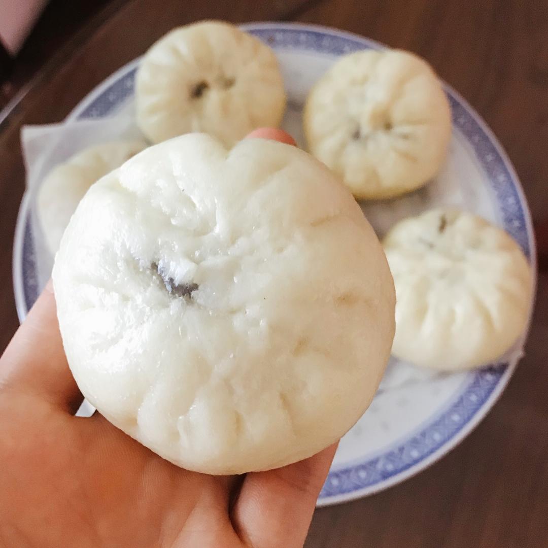 黑洋酥奶香馒头