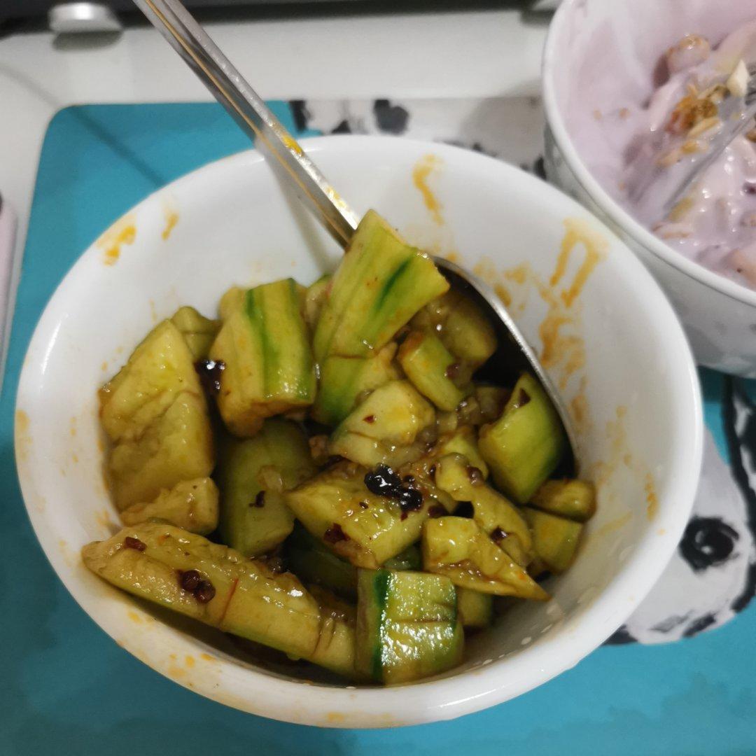 凉拌黄瓜