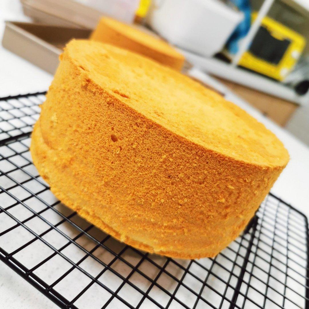 不凹底不塌陷的完美戚风蛋糕
