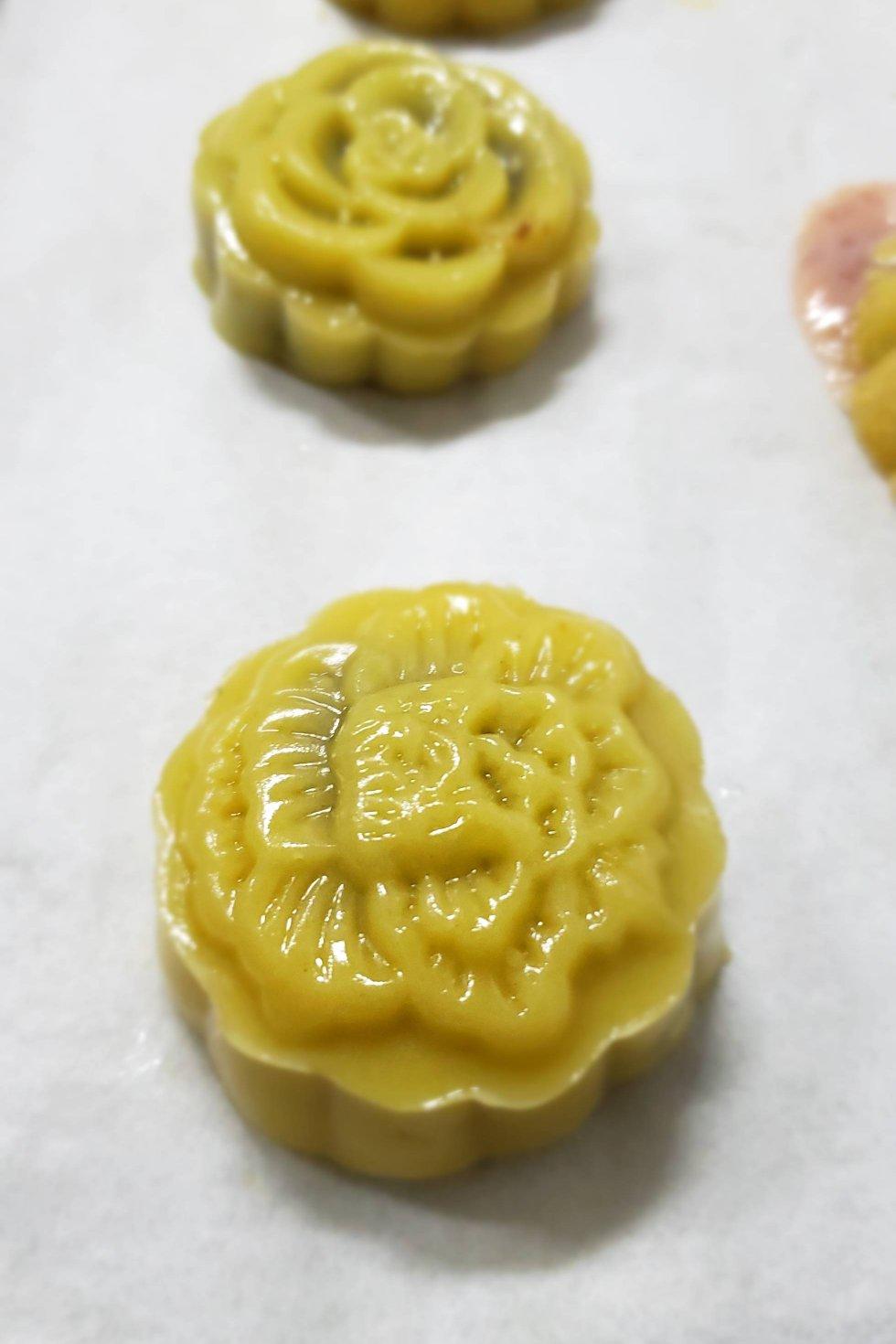 广式月饼——蛋黄莲蓉月饼