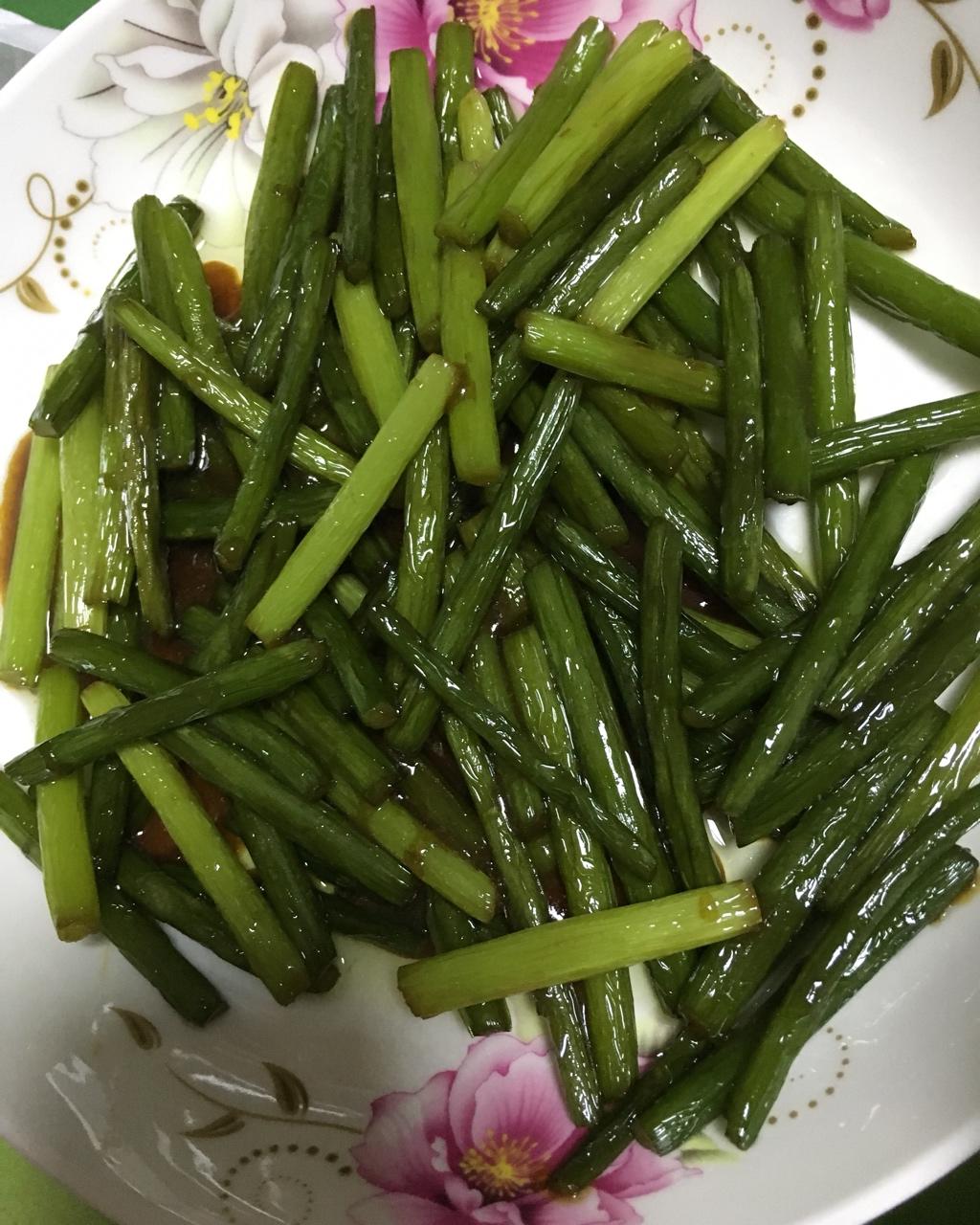 【素炒蒜苗图片】甜辣酱jiojio_下厨房