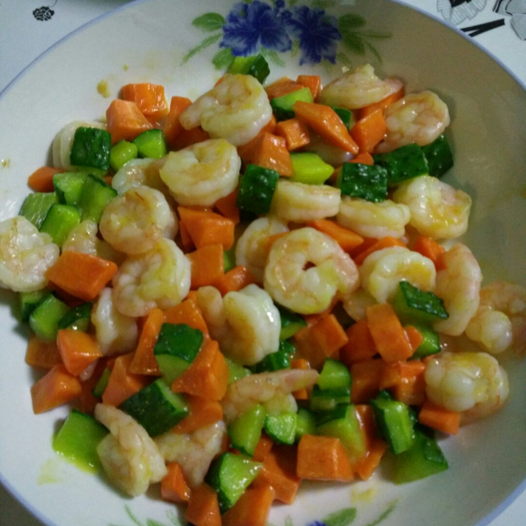 三色炒虾仁