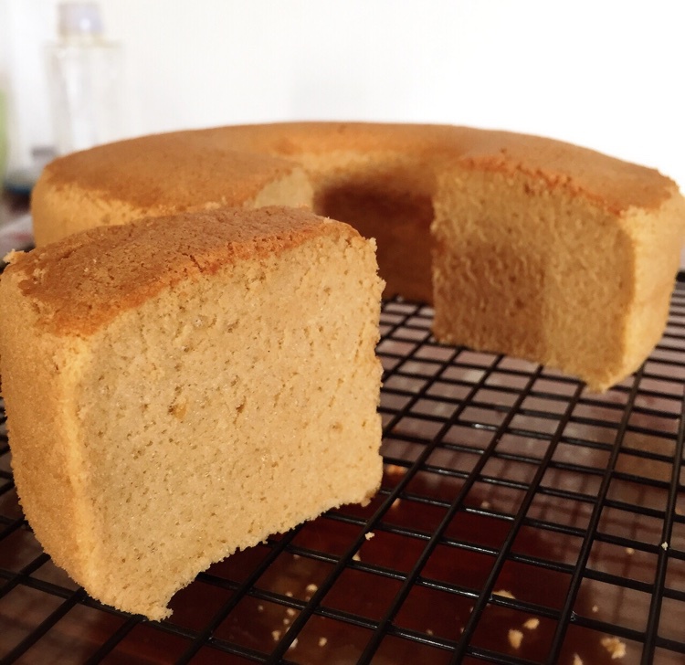 轻润黑糖戚风蛋糕