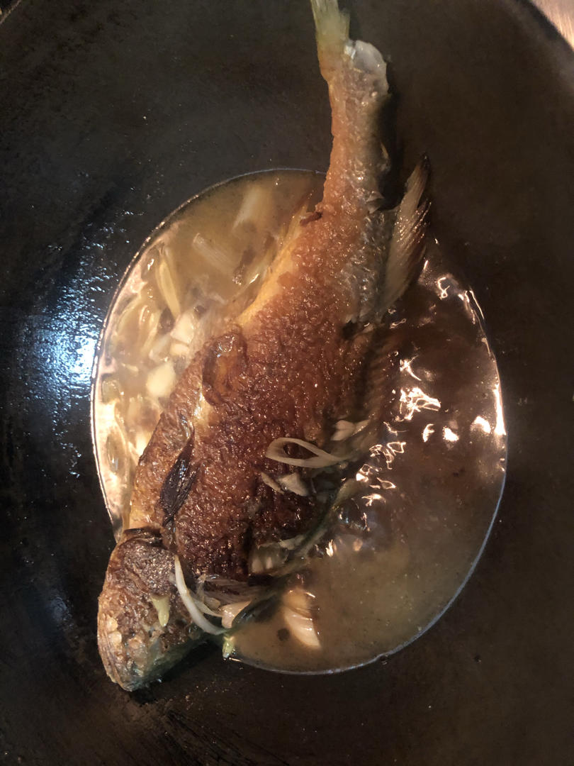 红烧黄鱼—鱼皮不破的小窍门