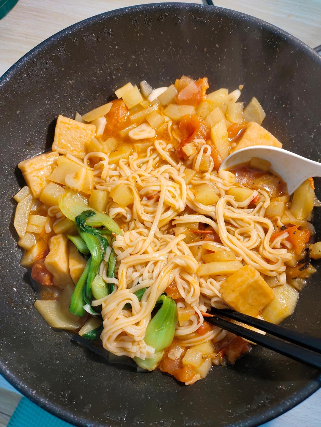 番茄土豆焖面 这个巨巨巨好吃！！