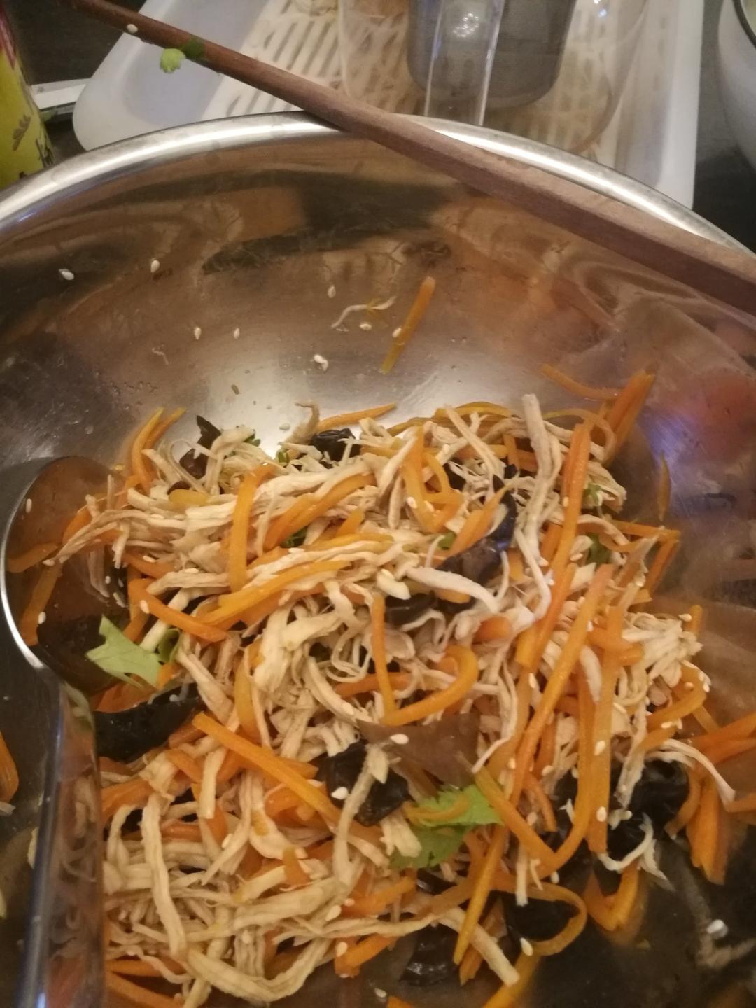 减脂健身｜凉拌手撕鸡丝（香辣&麻油版）