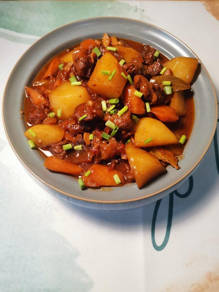 番茄土豆炖牛腩