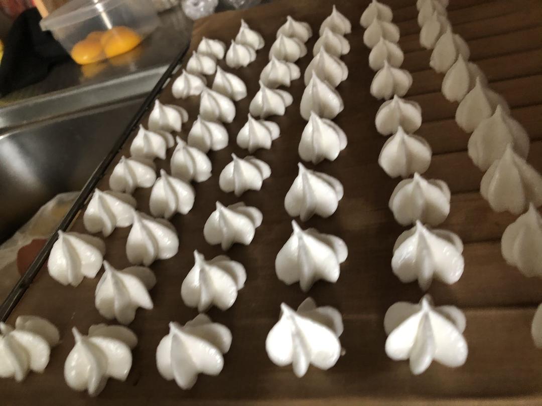 如何做出有棱有角+色调美美的蛋白糖