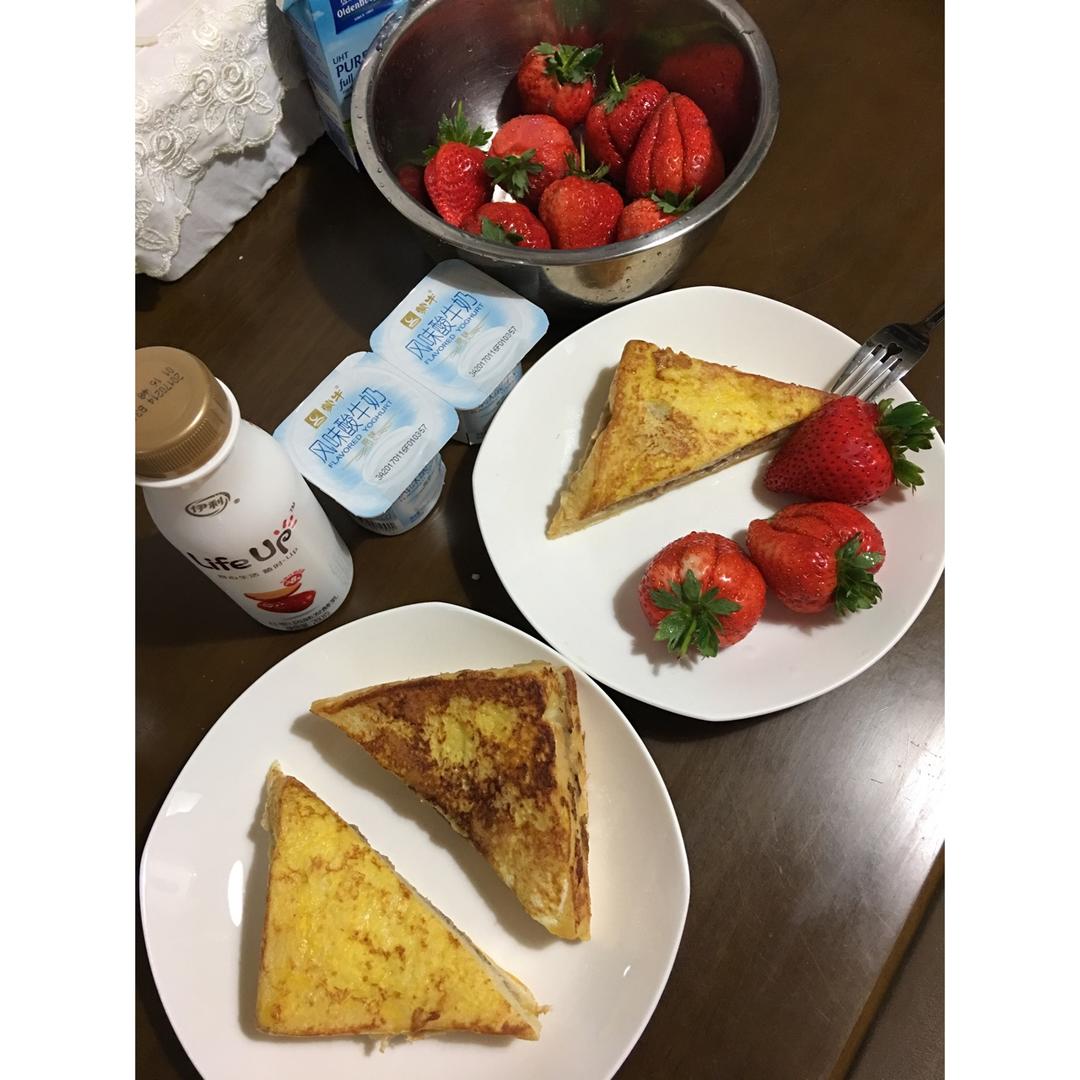 香蕉腰果三明治