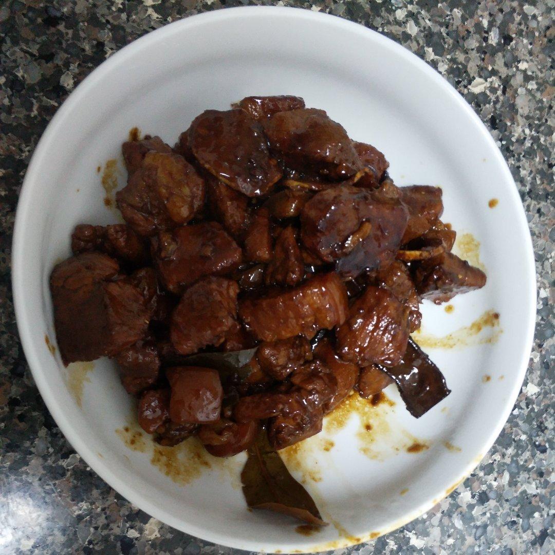 红烧肉油焖笋